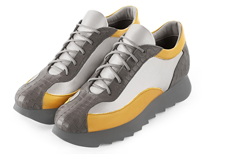Ash grey, light silver and mustard yellow women's three-tone elegant sneakers. Round toe. Low rubber soles. Front view - Florence KOOIJMAN